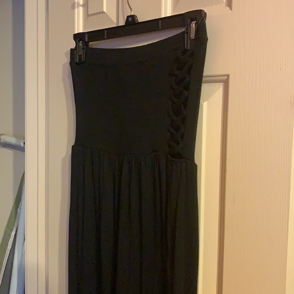 Women’s Strapless Jumpsuit - Picture 2 of 6